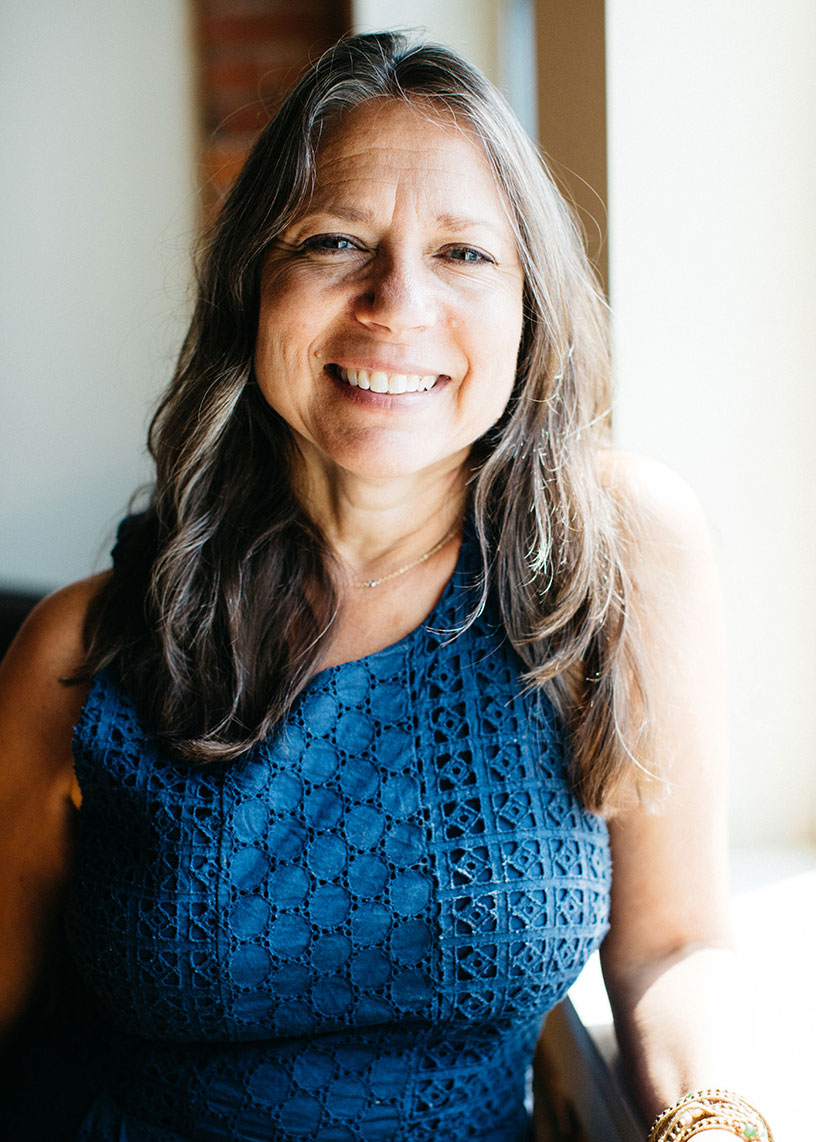 Gina Waggoner headshot