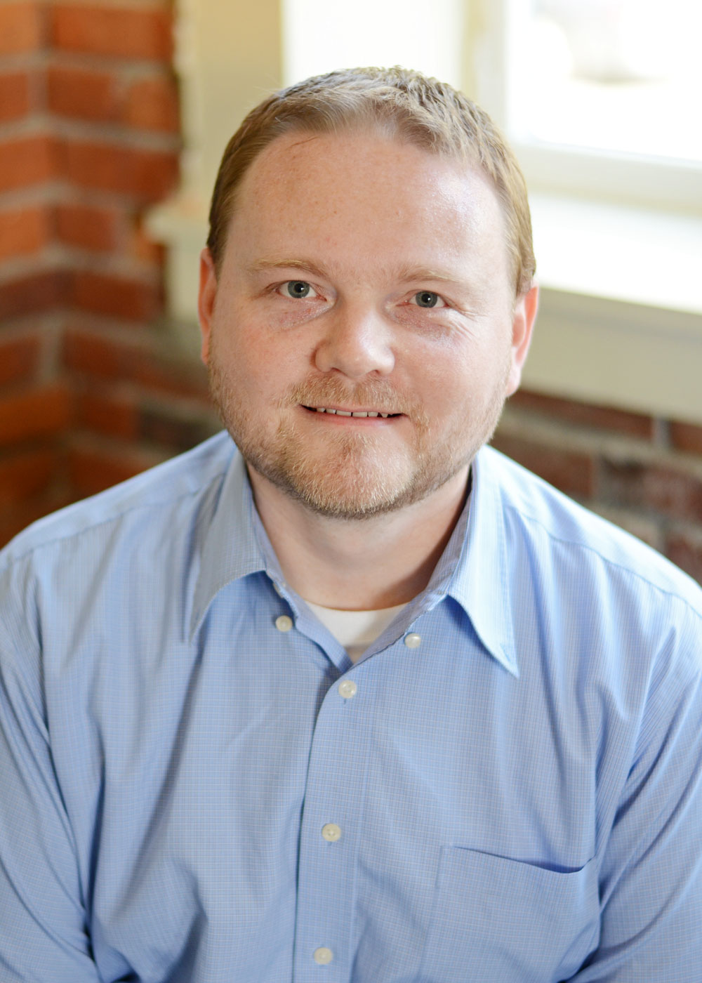 Darren Sumner headshot